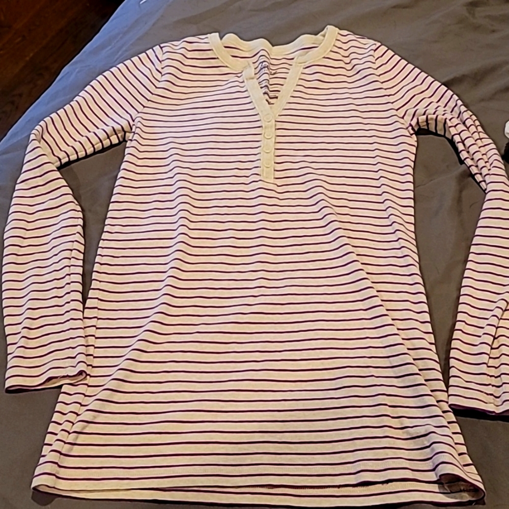 Gap maternity super soft henley
